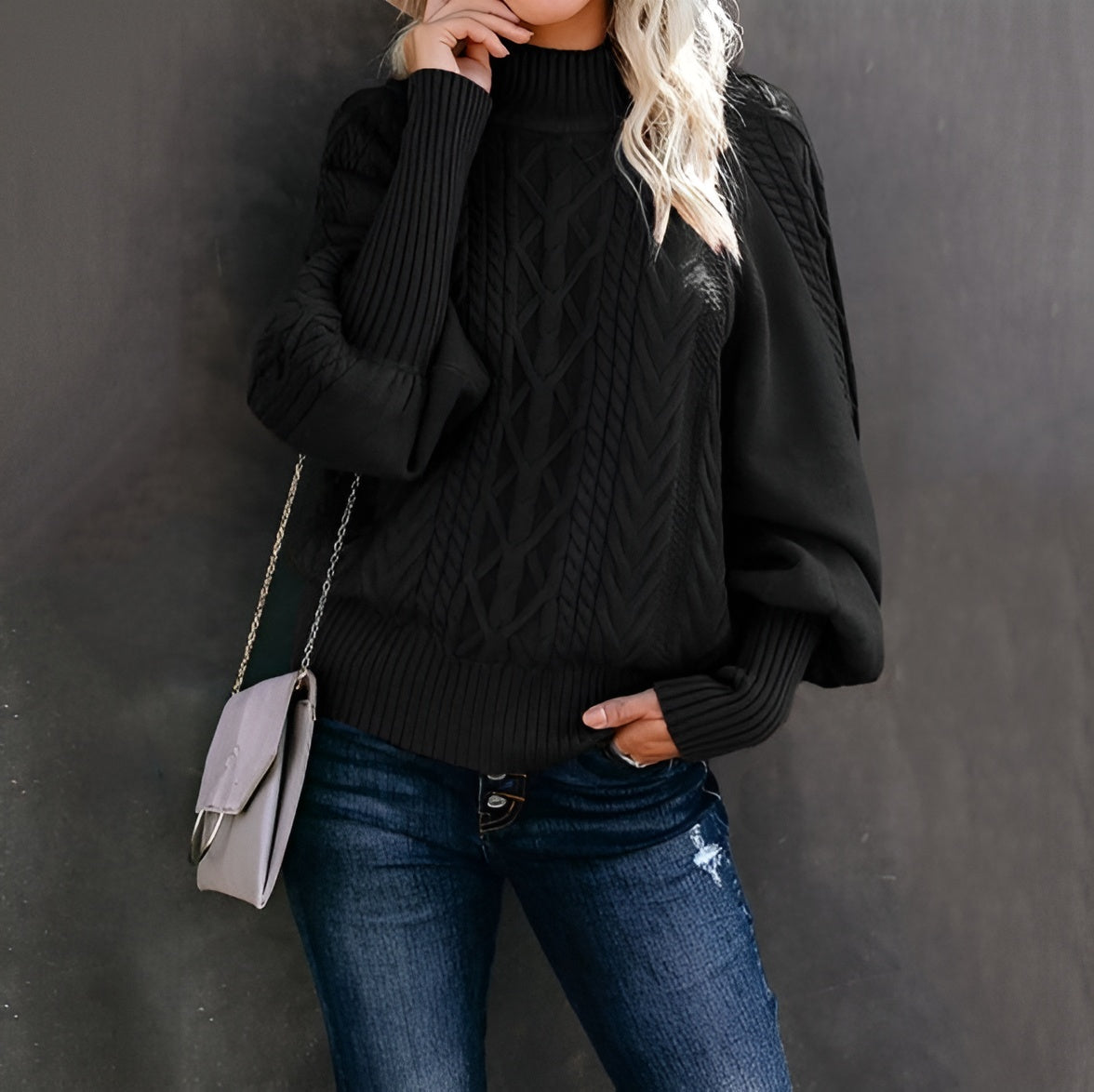 Isabella – Knitted Warm Women's Sweater for Winter