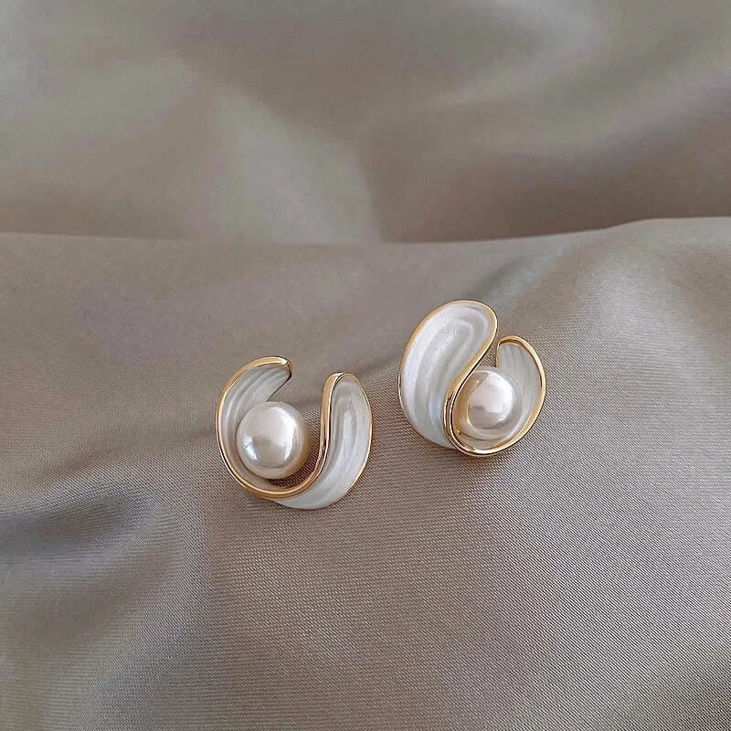 Luxury White Opal Earrings with Pearls Gold 