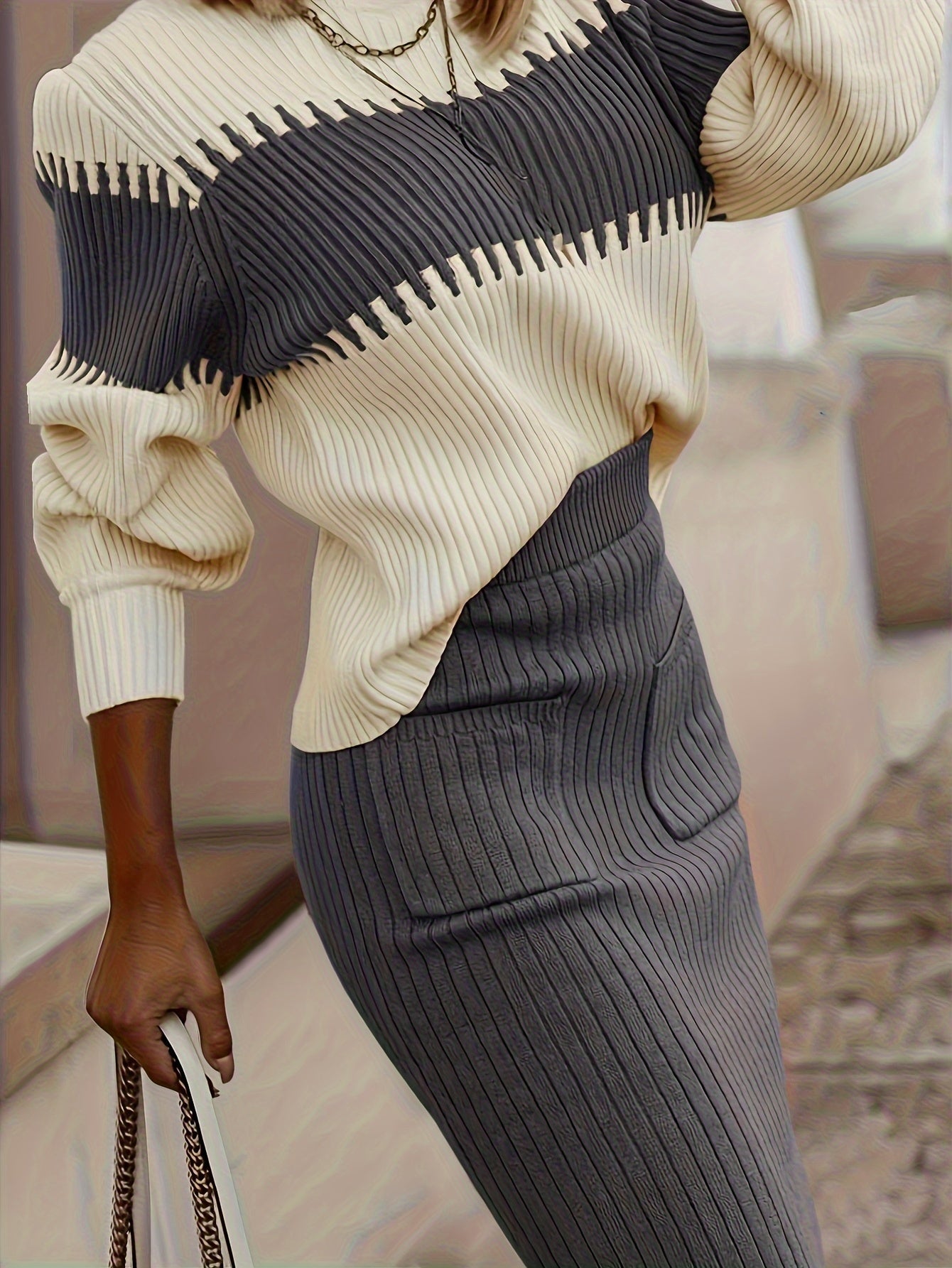 Chiara – Women's Lounge Set in Ribbed Fabric with Color Blocks