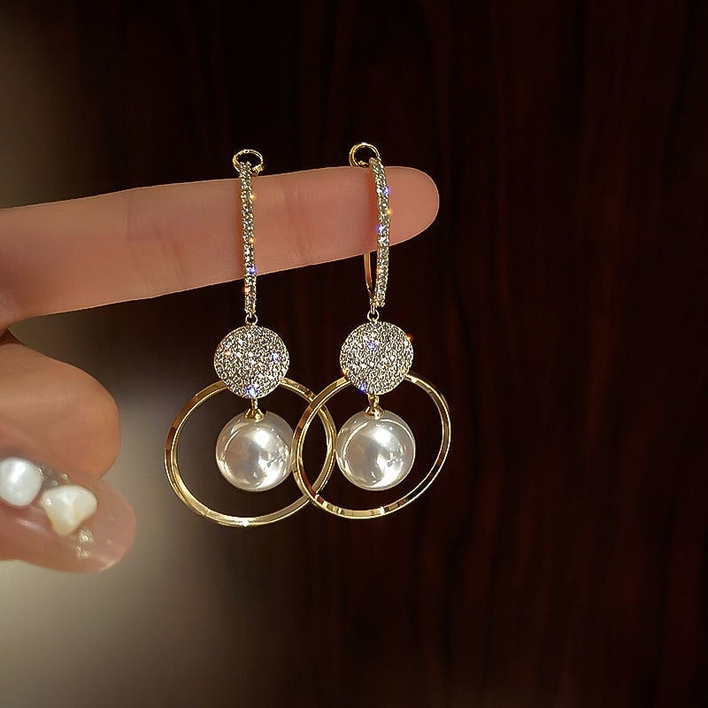 Luxury Pearls Earrings 
