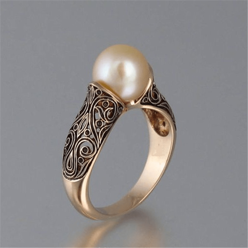 Vintage Pearl Golden Ring 