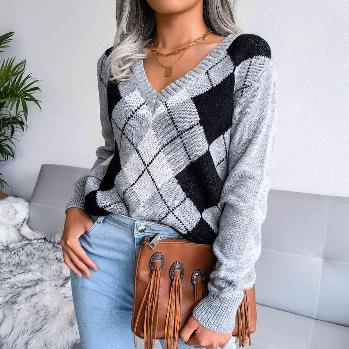 Sofia – Preppy Ladies Argyle Knitted Sweater